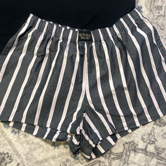 Victoria’s Secret Black T-Shirt and Striped Shorts Pajama Set - Picture 3 of 5